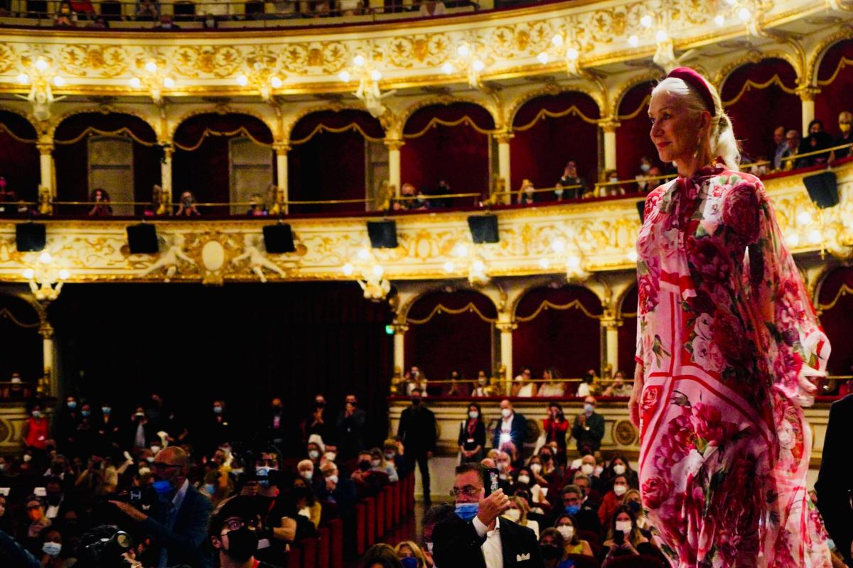 Il Premio Oscar Helen Mirren al Teatro Petruzzelli per il Bifest 2021